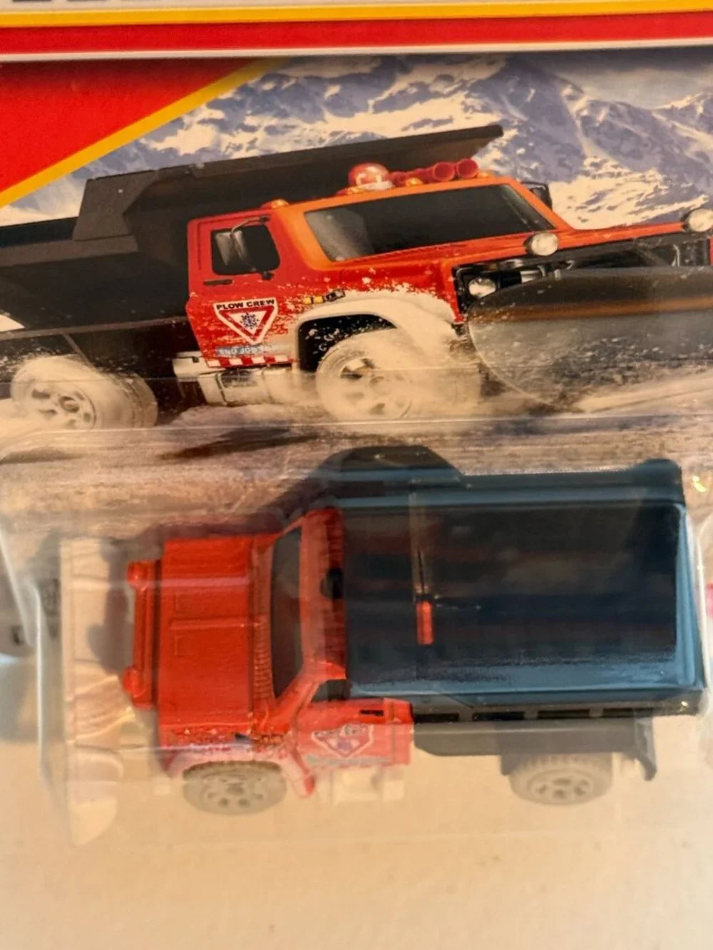 Matchbox Plowverizer Snow Plow Truck 39/125 Red Black Diecast Vehicle